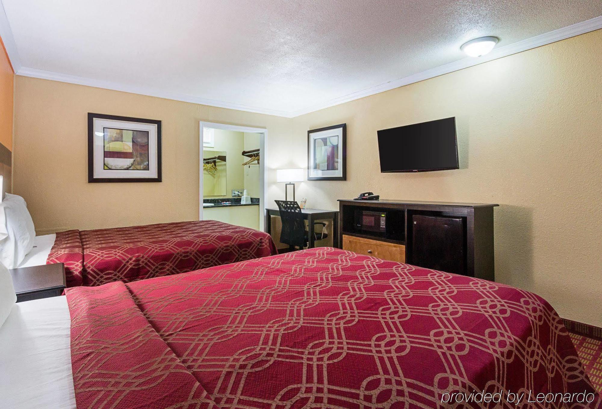 Rodeway Inn West Dodge أوماها المظهر الخارجي الصورة