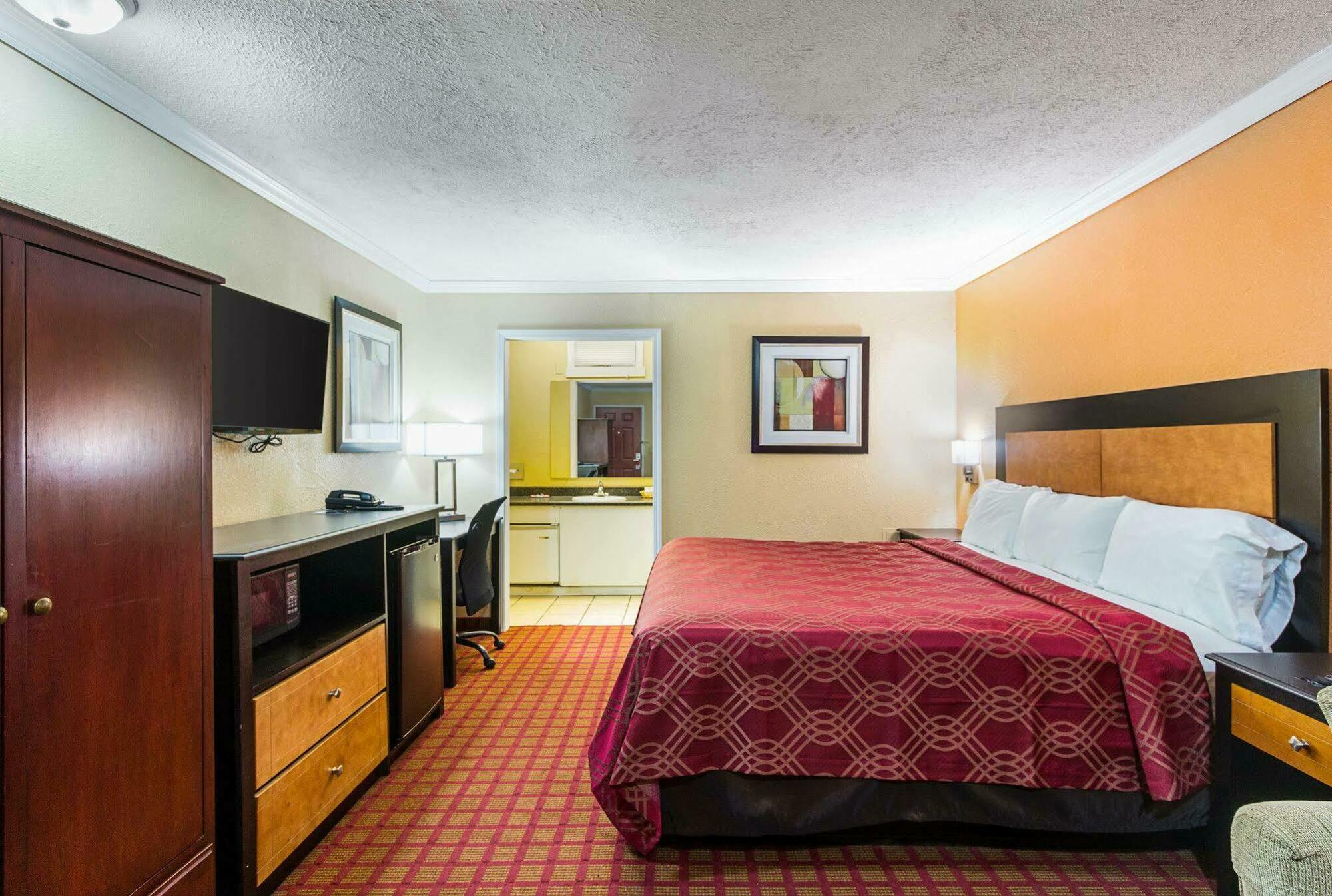 Rodeway Inn West Dodge أوماها المظهر الخارجي الصورة